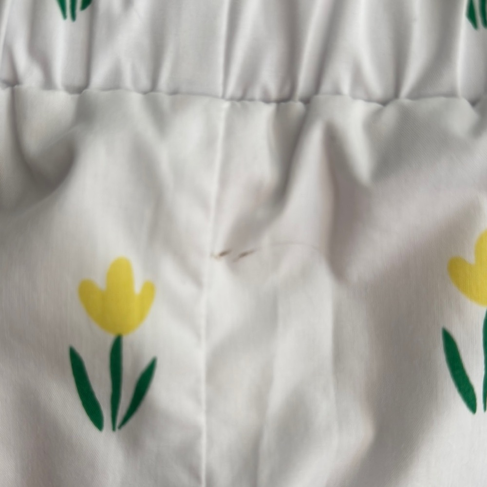Floral Print White Shorts - Picture 4 of 5